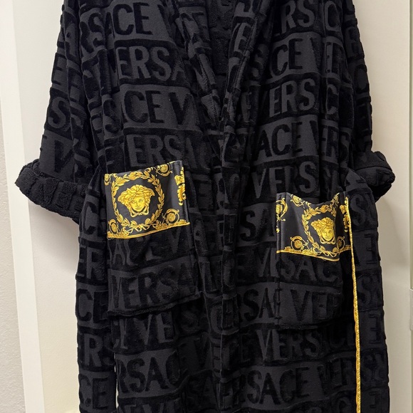Versace Black Robe with Gold Detailing - Picture 4 of 5